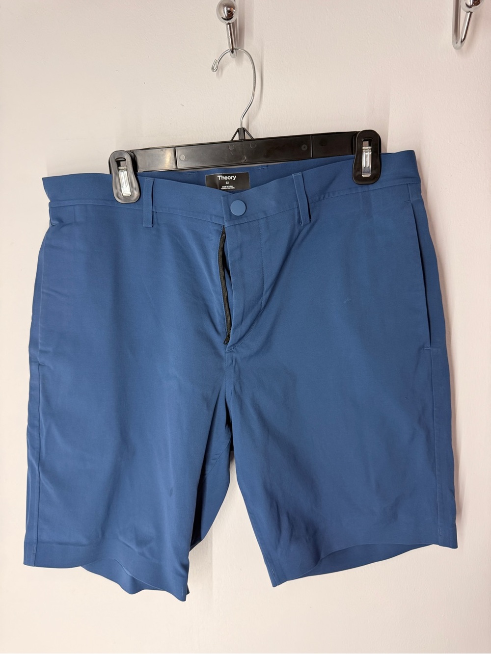 Theory Men's Blue Zaine Neoteric Performance Stretch Shorts (32)